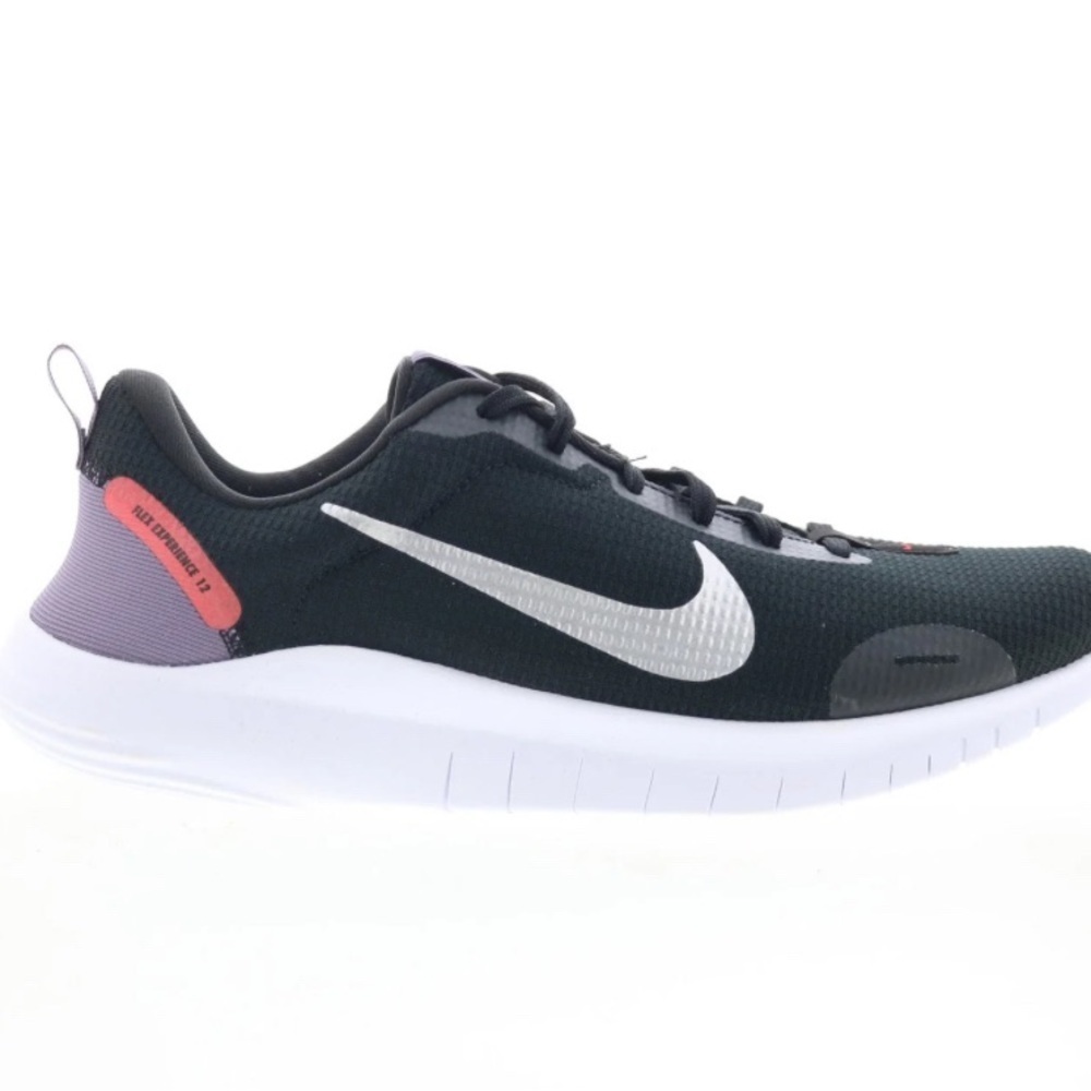 Nike Black and Silver Women's Sneakers - Picture 3 of 9